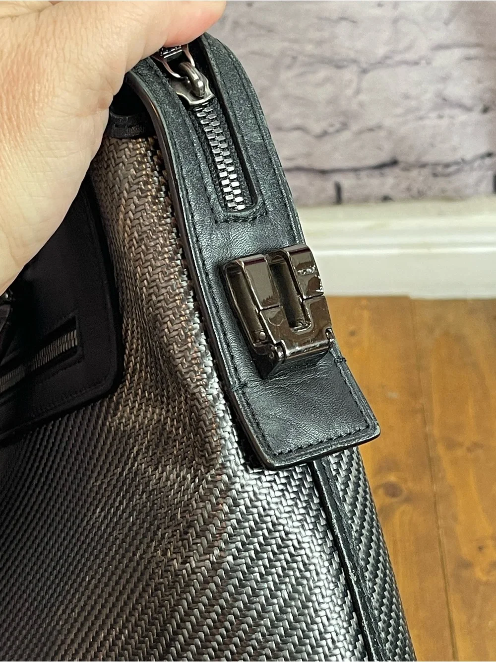Tumi briefcase cfx